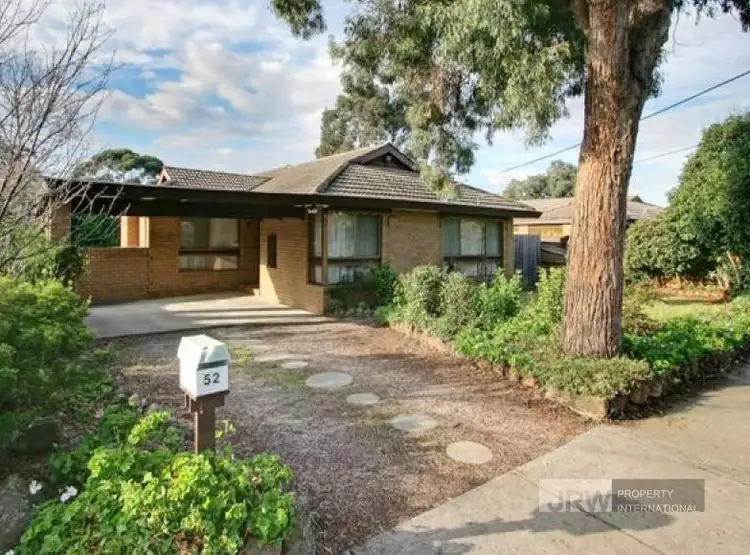 52 Westlands Road, Glen Waverley VIC 3150