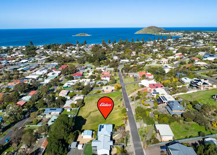 22 LAURIE AVENUE, Encounter Bay SA 5211
