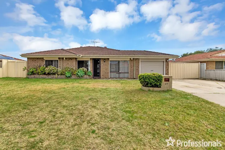 11 Barlee Crescent, Waikiki WA 6169