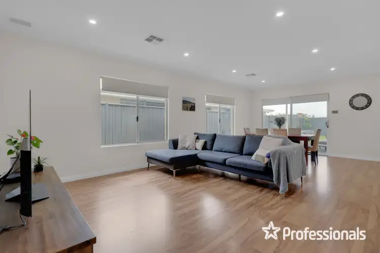 Fourth view of Homely house listing, 86 Fairweather Drive, Piara Waters WA 6112