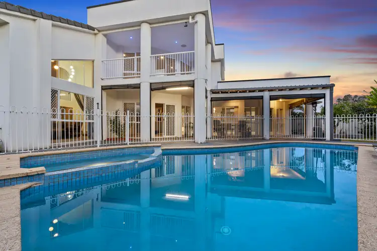 1 Cutwater Close, Clear Island Waters QLD 4226