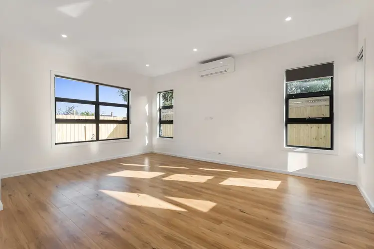 Fourth view of Homely semi-detached listing, 32B Michele Drive, Scoresby VIC 3179
