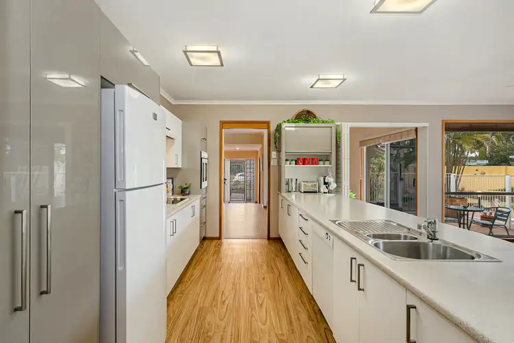 Sixth view of Homely house listing, 2 Nalya Crescent, Karana Downs QLD 4306