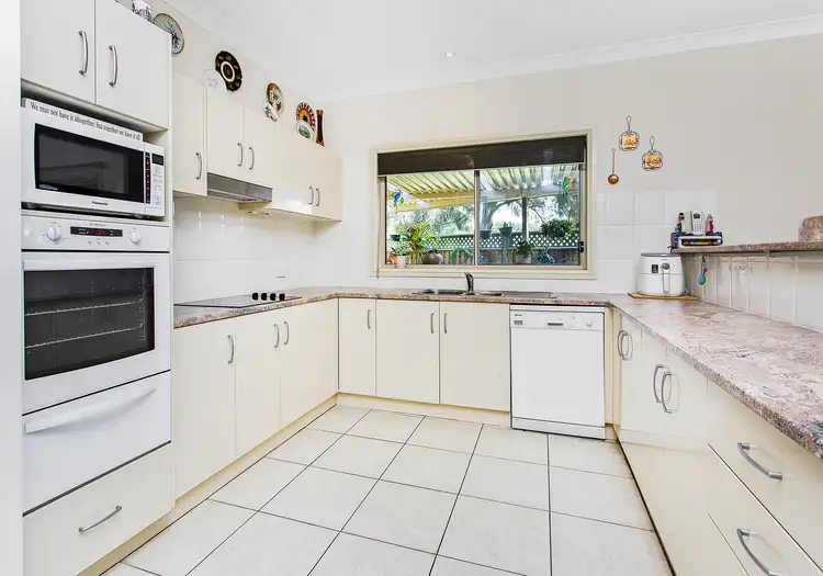 Fourth view of Homely house listing, 8 Whitely Place, Kanahooka NSW 2530