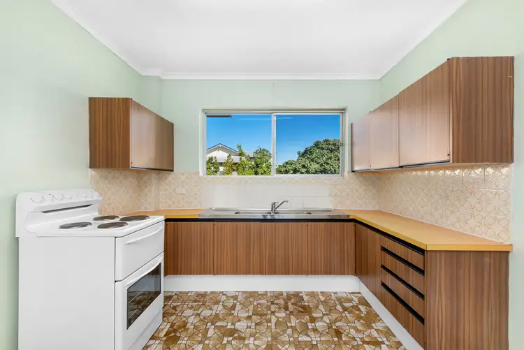 Fourth view of Homely apartment listing, 4/17 Annie Street, Camp Hill QLD 4152