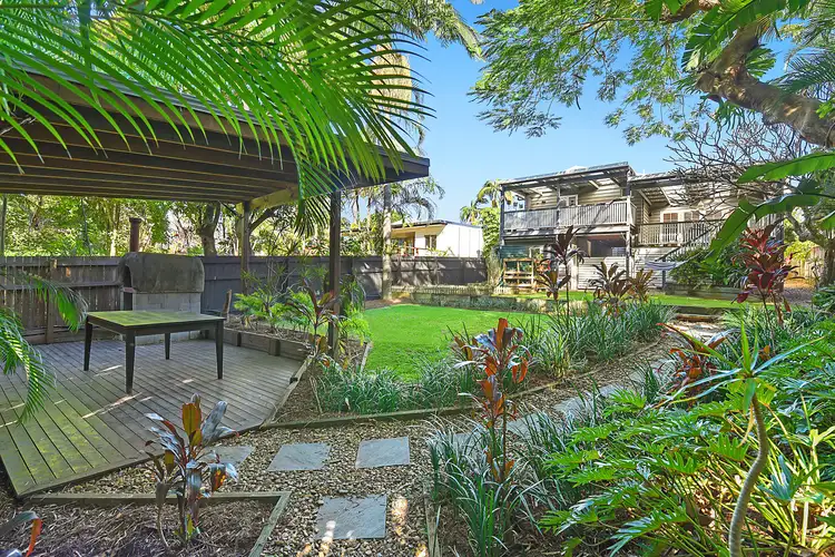 17 Dowling Drive, Southport QLD 4215