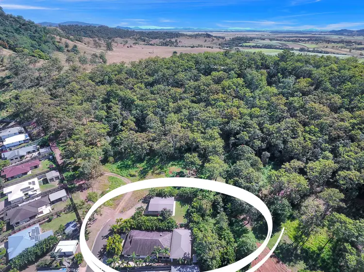 8 Diamond Crescent, Sarina QLD 4737