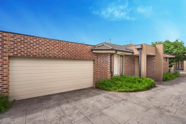 Main view of Homely house listing, 2/28 Sinclair Road, Bayswater VIC 3153