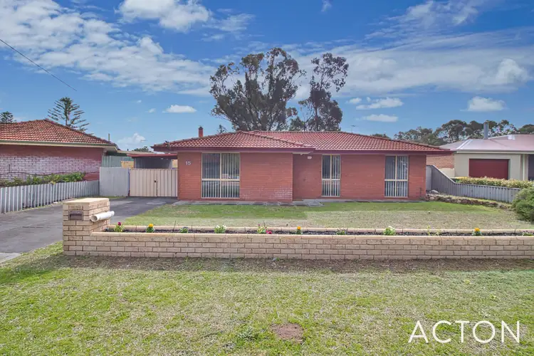 15 Kingsbridge Road, Warnbro WA 6169