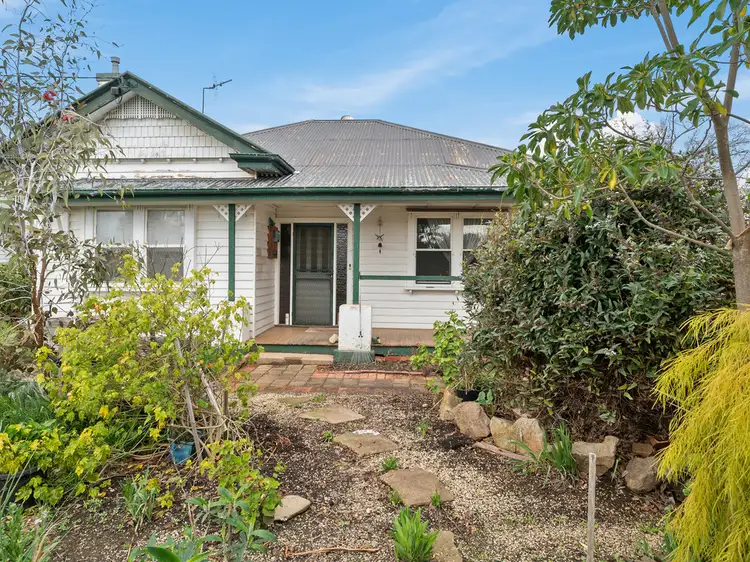 4 Egmont Street, Benalla VIC 3672