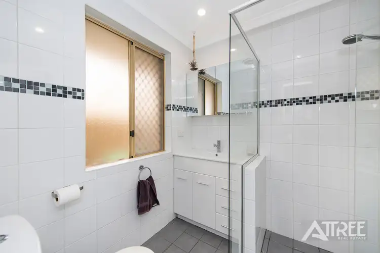 Seventh view of Homely house listing, 20 Hickory Drive, Thornlie WA 6108