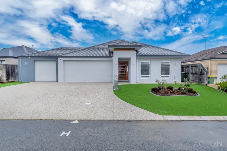16 Honeymyrtle Grange, Halls Head WA 6210