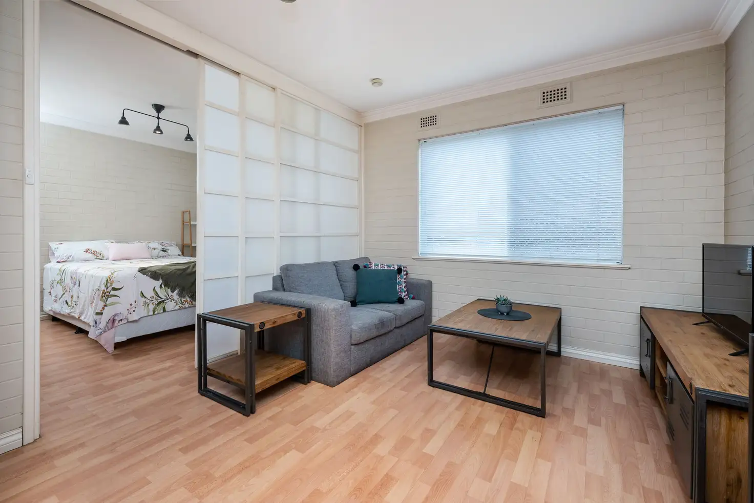 Main view of Homely unit listing, 2/355 Canning Highway, Palmyra WA 6157