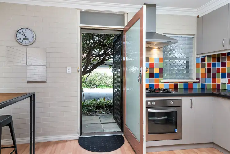 Sixth view of Homely unit listing, 2/355 Canning Highway, Palmyra WA 6157