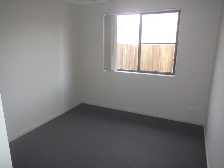 Sixth view of Homely semi-detached listing, 10 Reserve Road, Cranley QLD 4350