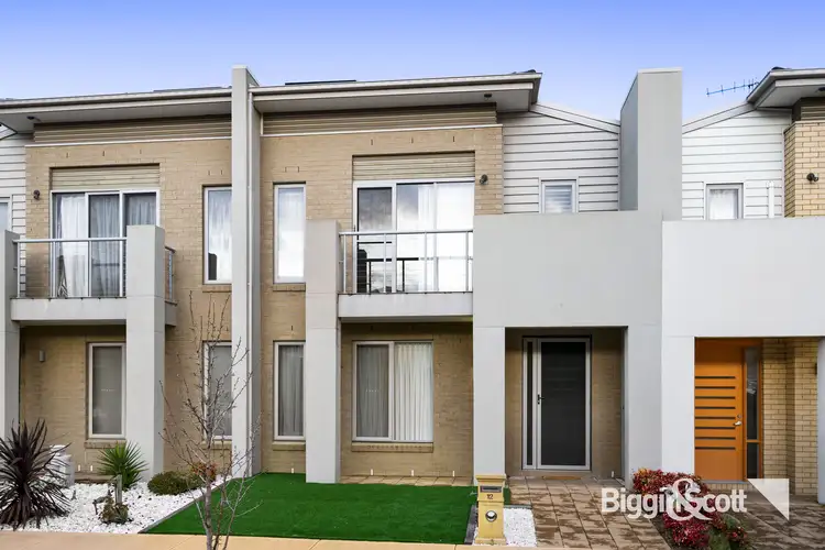12 Broadbeach Circuit, Point Cook VIC 3030