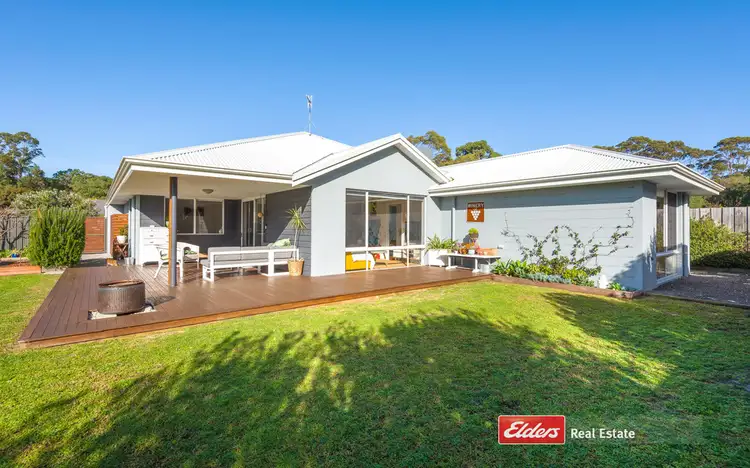 6 Lorikeet Way, Little Grove WA 6330