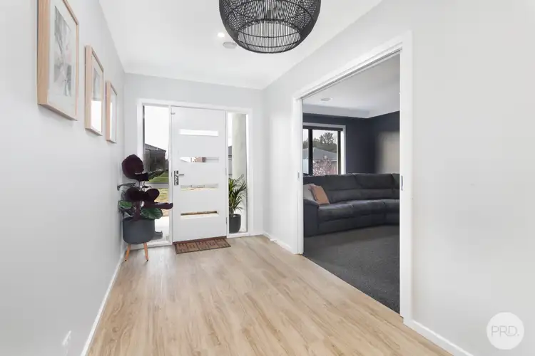 Second view of Homely house listing, 40 Horwood Drive, Mount Clear VIC 3350