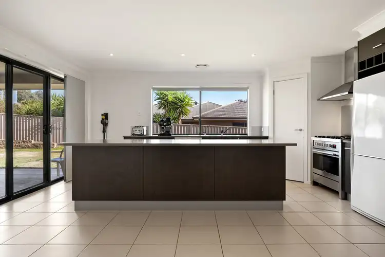 Fifth view of Homely house listing, 26 Blue Bonnet Way, Wodonga VIC 3690