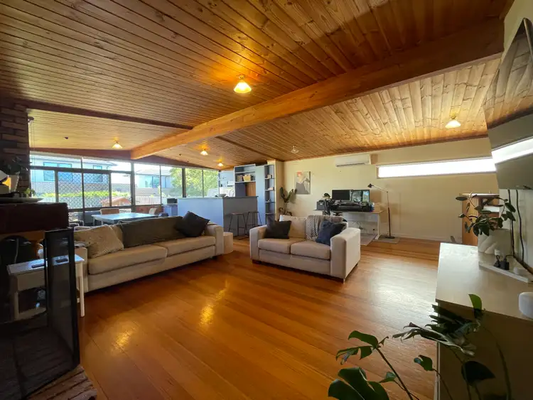 17 Weymar Street, Cheltenham VIC 3192