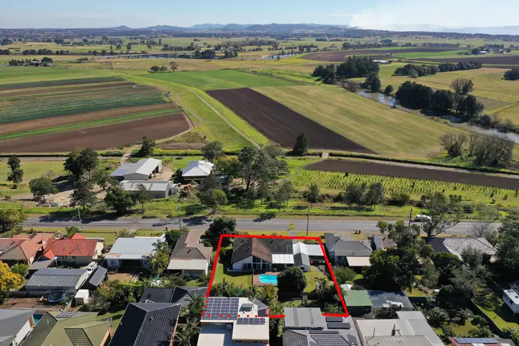 97 Morpeth Road, East Maitland NSW 2323