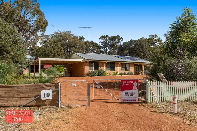 19 Clayden Street, Wooroloo WA 6558