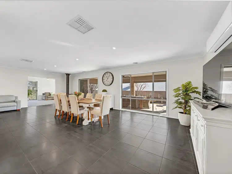Fifth view of Homely house listing, 10 Bremer Avenue, Wodonga VIC 3690