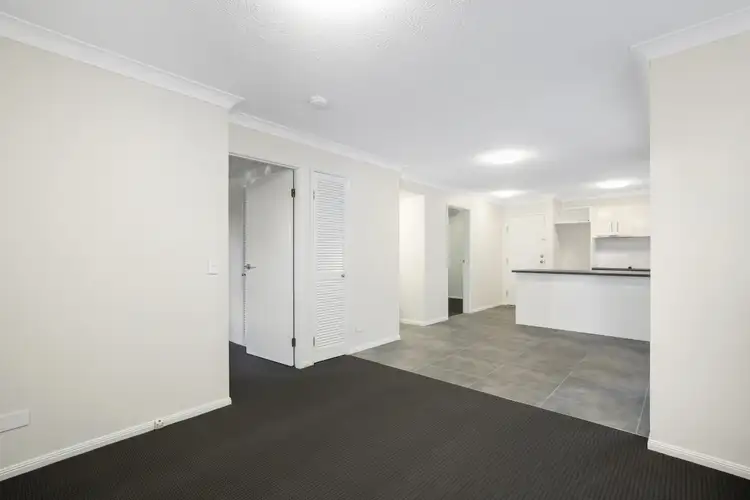 Fifth view of Homely apartment listing, 1/15 Britannia Avenue, Broadbeach QLD 4218