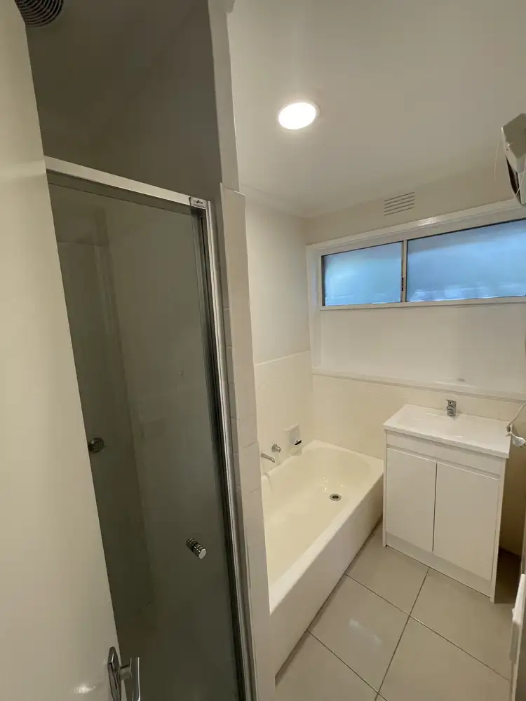 Fifth view of Homely house listing, 1/31 Heather Grove, Cheltenham VIC 3192