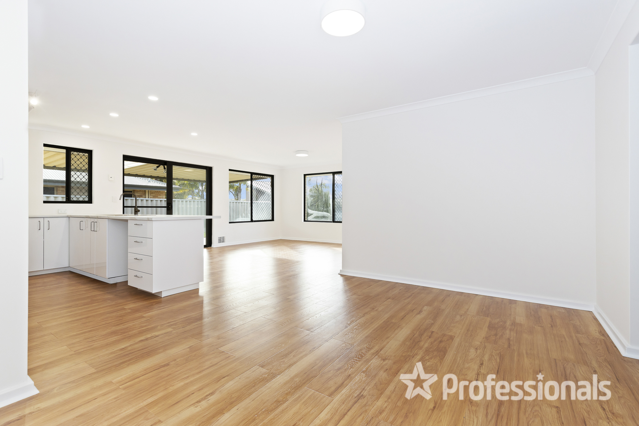 Sixth view of Homely house listing, 63 Celadon Loop, Banksia Grove WA 6031