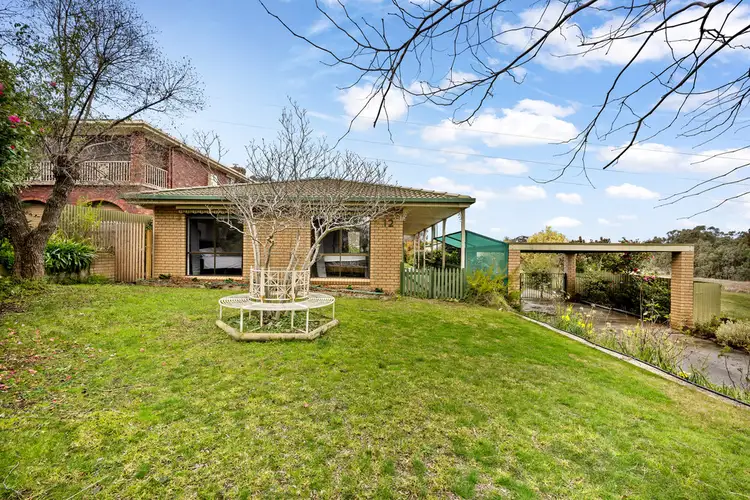 12 Mountain View Drive, Lavington NSW 2641