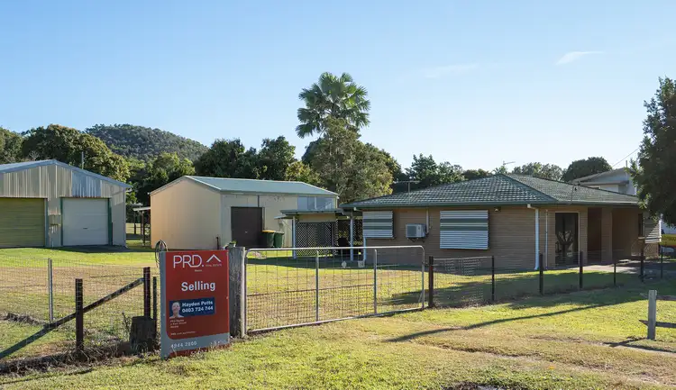 12-16 Milkins Street, Ball Bay QLD 4741