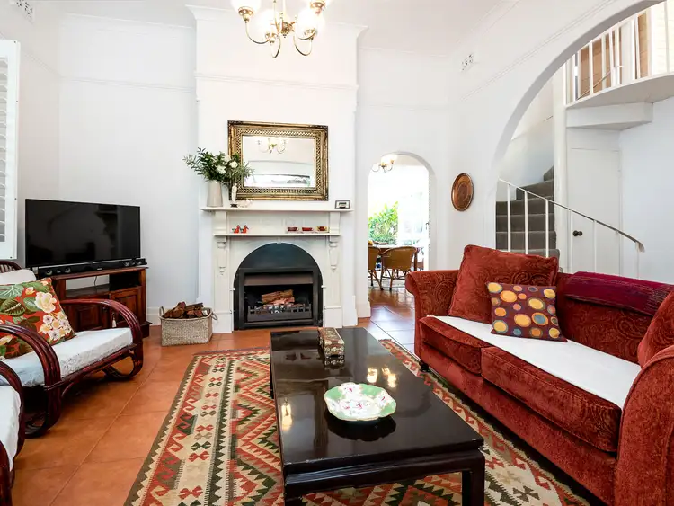 3 De Bernales Walk, Cottesloe WA 6011