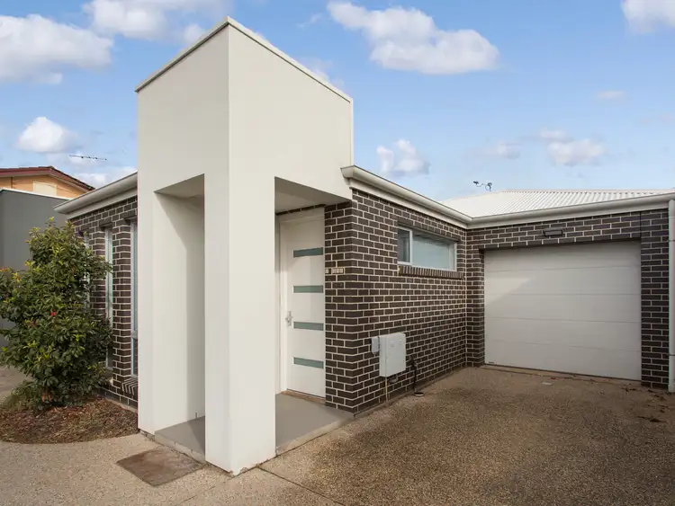2/386 Tapleys Hill Road, Seaton SA 5023