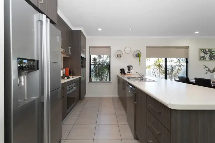 Third view of Homely house listing, 17 Maryvale Circuit, Beaconsfield QLD 4740