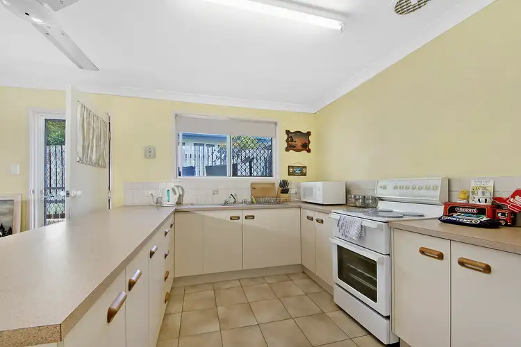 Sixth view of Homely unit listing, 1/4 PRIVATE STREET, Allenstown QLD 4700