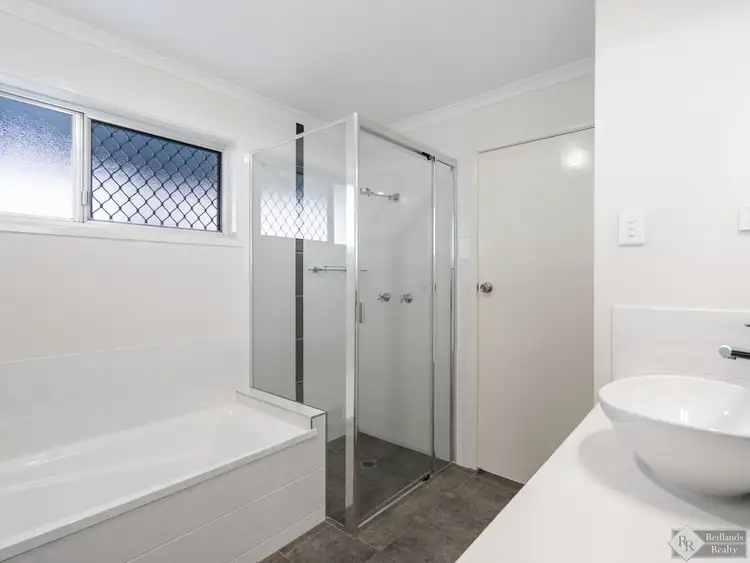 Seventh view of Homely house listing, 2 Sauterne Street, Thornlands QLD 4164