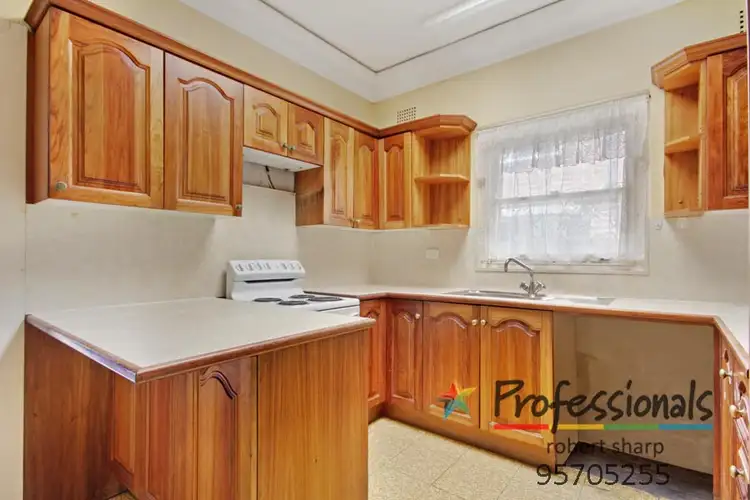 17 Warrawee Place, Beverly Hills NSW 2209