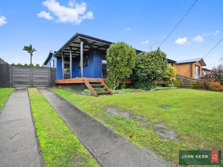 17 Childers Street, Newborough VIC 3825