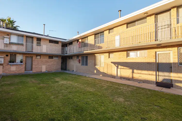 8/52 Royal Street, Tuart Hill WA 6060