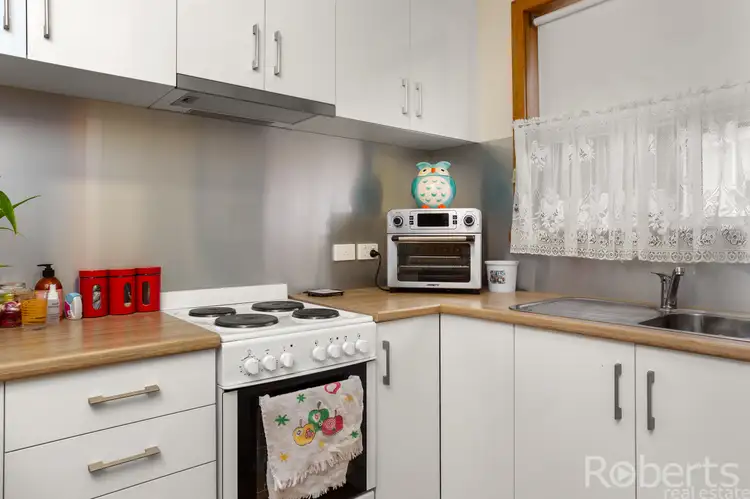 Sixth view of Homely unit listing, 2/2 Bimbimbi Avenue, Prospect Vale TAS 7250