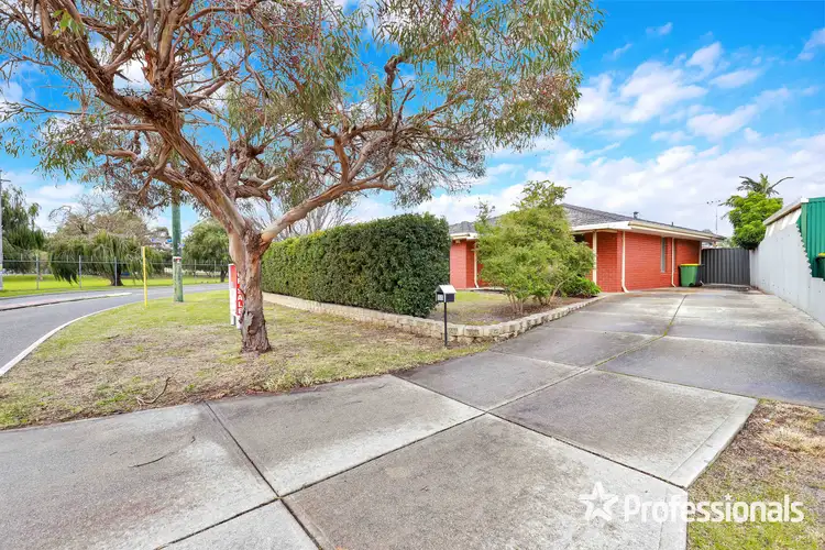 35 Hargrave Drive, Thornlie WA 6108