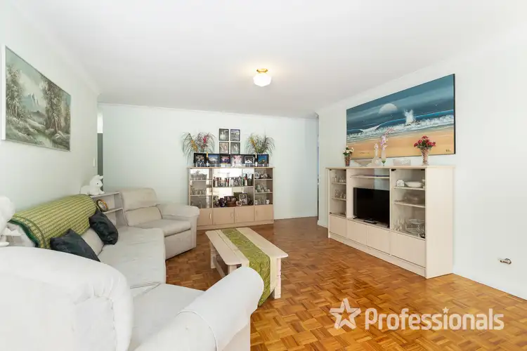 Sixth view of Homely house listing, 6 Cycas Court, Marangaroo WA 6064