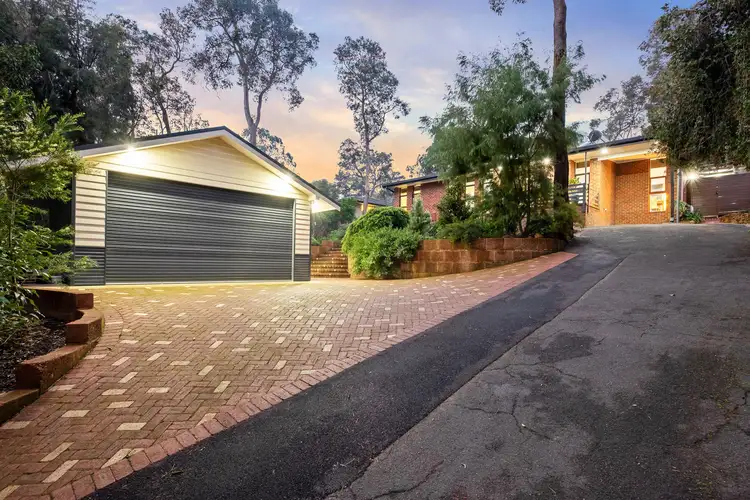 42 Ronneby Road, Lesmurdie WA 6076