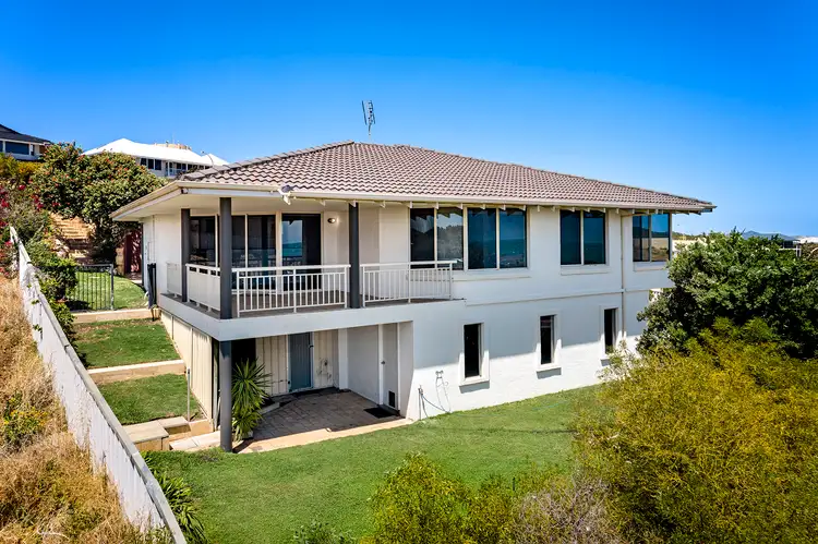 16 Dolphin Street, Mount Tarcoola WA 6530