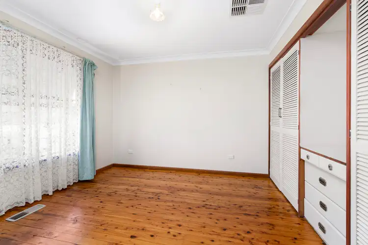 Fifth view of Homely house listing, 618 Storey Street, Lavington NSW 2641