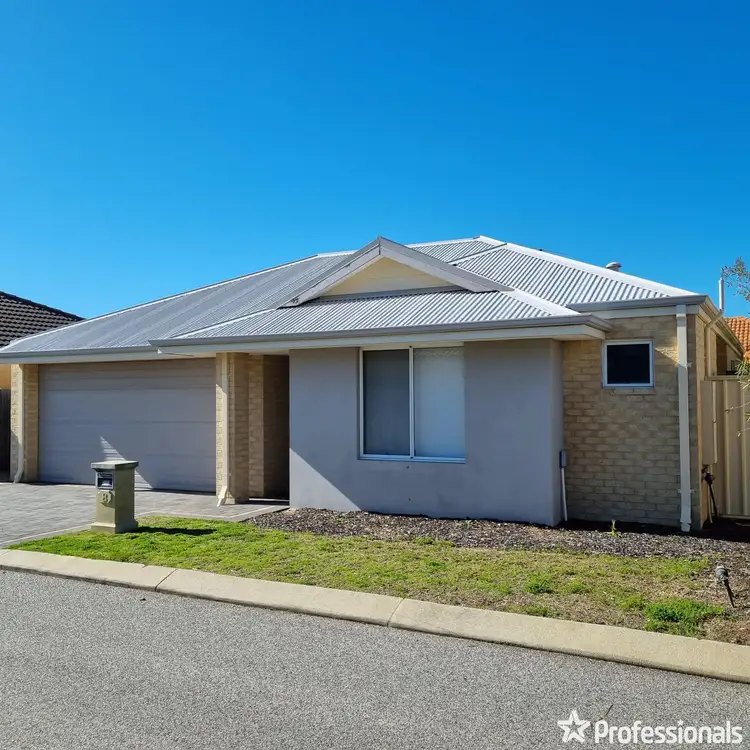 8/11 Hazlett Way, Canning Vale WA 6155