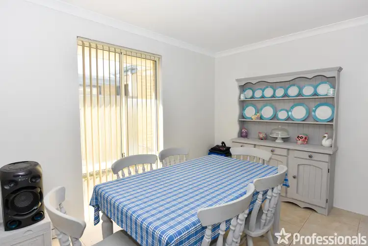 Fifth view of Homely house listing, 4 Honeysuckle Mews, Baldivis WA 6171