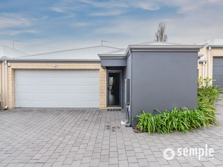 2/393 Carrington Street, Hamilton Hill WA 6163