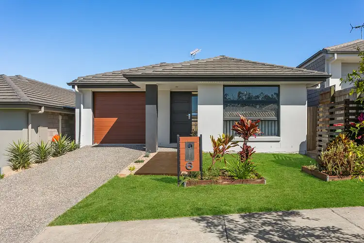 6 Pintail Circuit, Deebing Heights QLD 4306